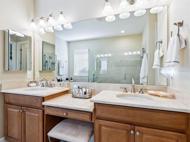 2525 VACCARO DRIVE, Sarasota, FL 34231