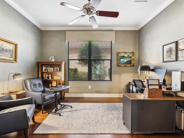 2525 VACCARO DRIVE, Sarasota, FL 34231