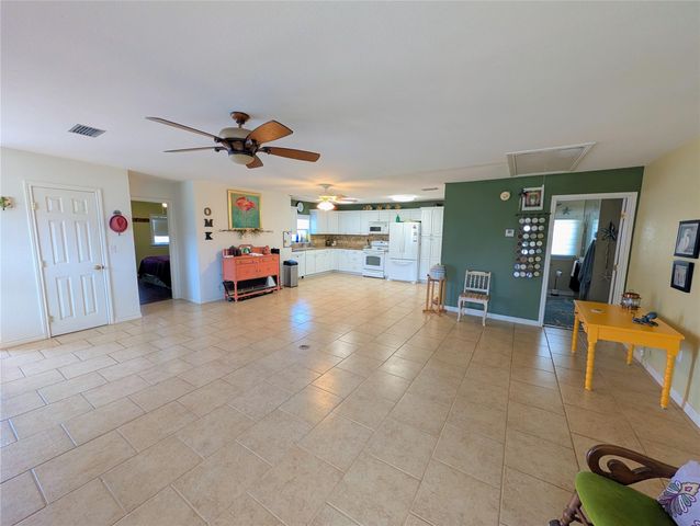 942 Surfview, Crystal Beach, TX 77650