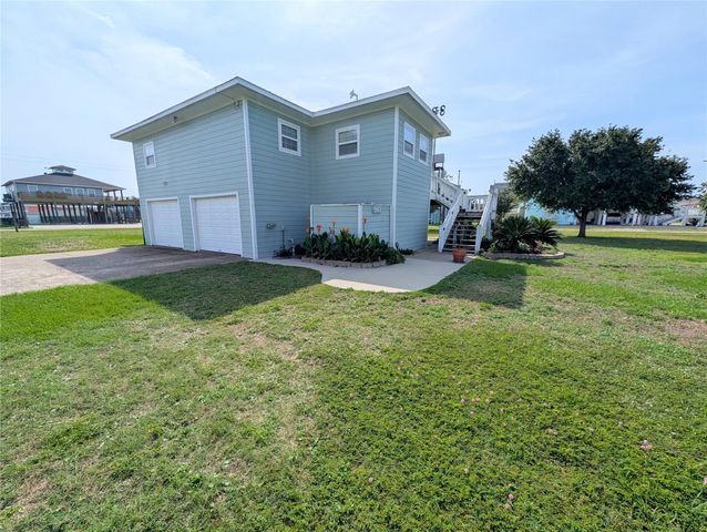 942 Surfview, Crystal Beach, TX 77650