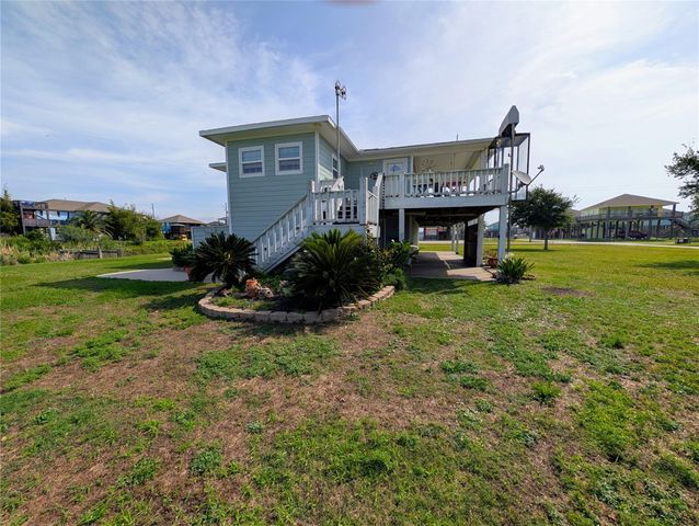 942 Surfview, Crystal Beach, TX 77650