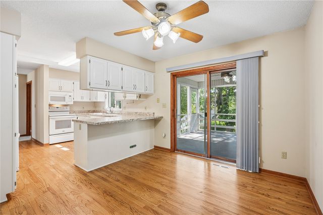 1129 Hampton Court, Iowa City, IA 52240