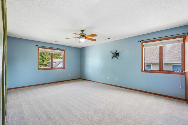1129 Hampton Court, Iowa City, IA 52240