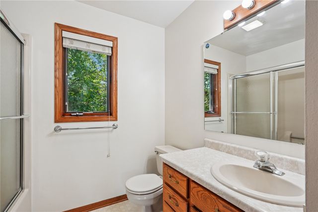1129 Hampton Court, Iowa City, IA 52240