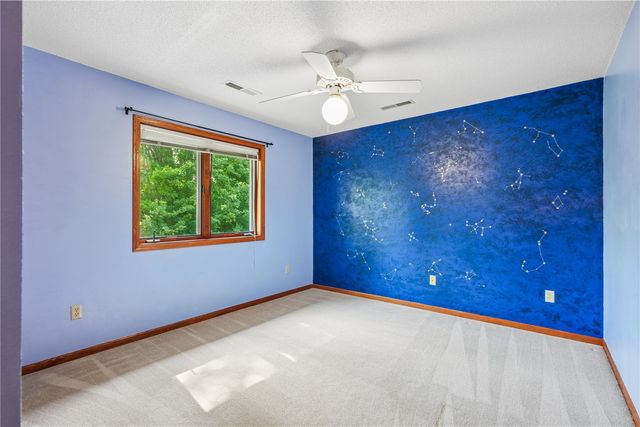 1129 Hampton Court, Iowa City, IA 52240
