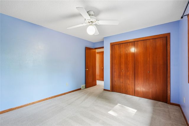 1129 Hampton Court, Iowa City, IA 52240