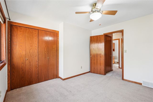 1129 Hampton Court, Iowa City, IA 52240
