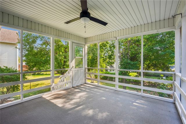 1129 Hampton Court, Iowa City, IA 52240