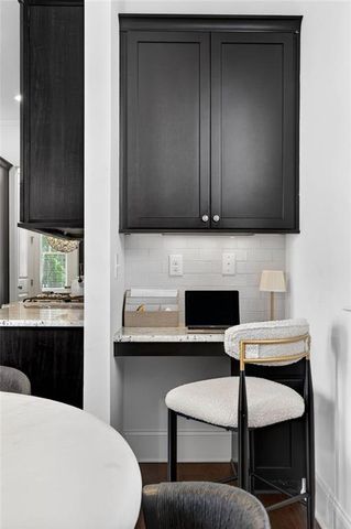 2465 Red Wine Oak Drive, Braselton, GA 30517