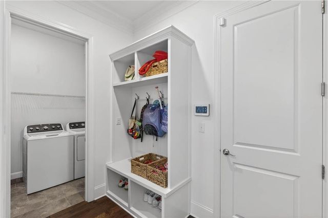 2465 Red Wine Oak Drive, Braselton, GA 30517