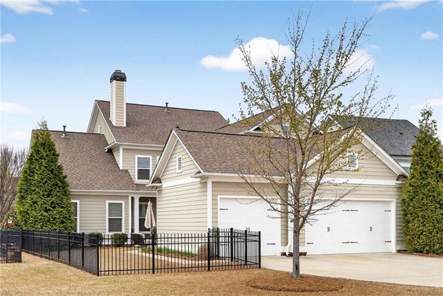 2465 Red Wine Oak Drive, Braselton, GA 30517