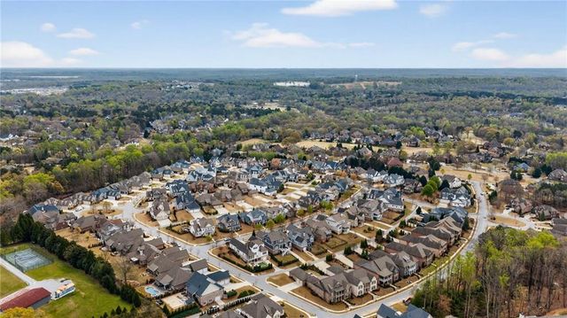 2465 Red Wine Oak Drive, Braselton, GA 30517