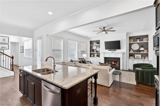 2465 Red Wine Oak Drive, Braselton, GA 30517