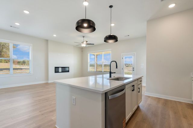 9944 DELPHINIUM DR N, Cordova, TN 38018