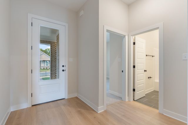 9944 DELPHINIUM DR N, Cordova, TN 38018