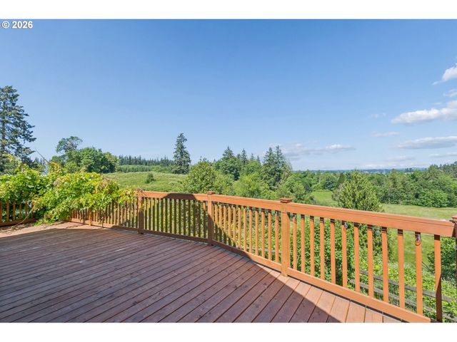 22016 AIRPORT Rd Ne, Aurora, OR 97002