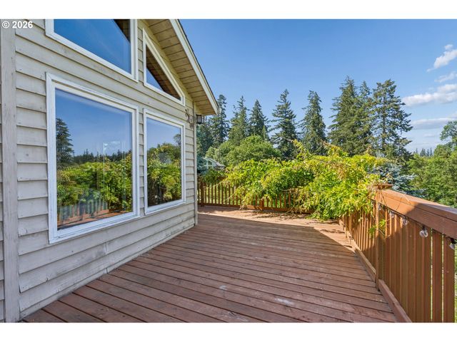 22016 AIRPORT Rd Ne, Aurora, OR 97002
