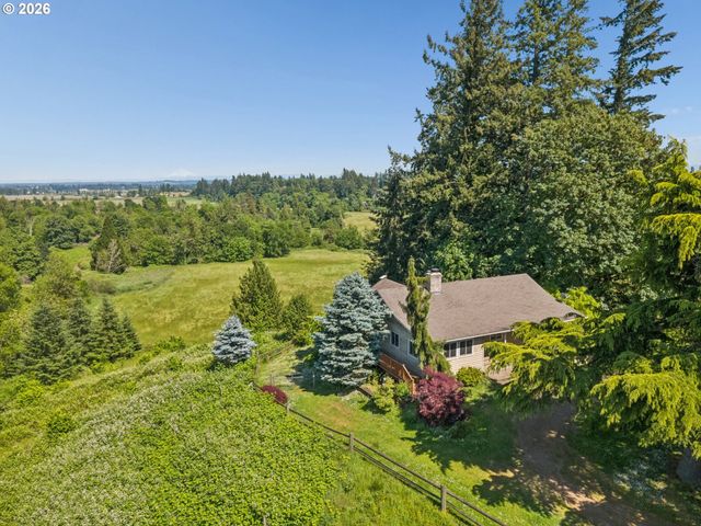 22016 AIRPORT Rd Ne, Aurora, OR 97002