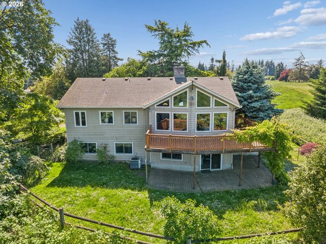 22016 AIRPORT Rd Ne, Aurora, OR 97002