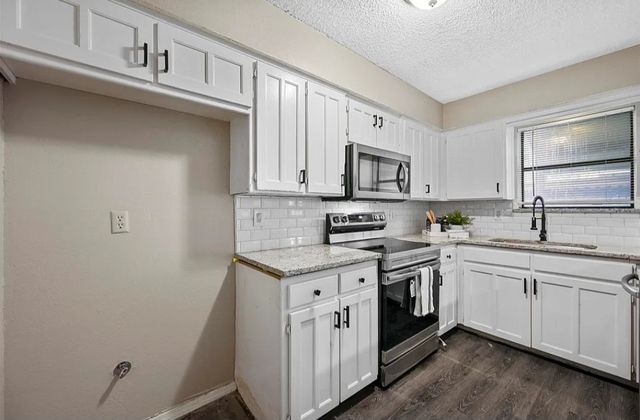 2401 Long Ridge Lane, Arlington, TX 76014