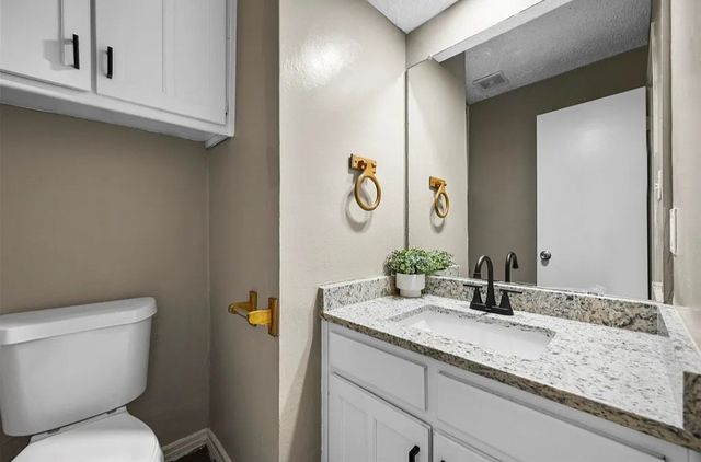 2401 Long Ridge Lane, Arlington, TX 76014