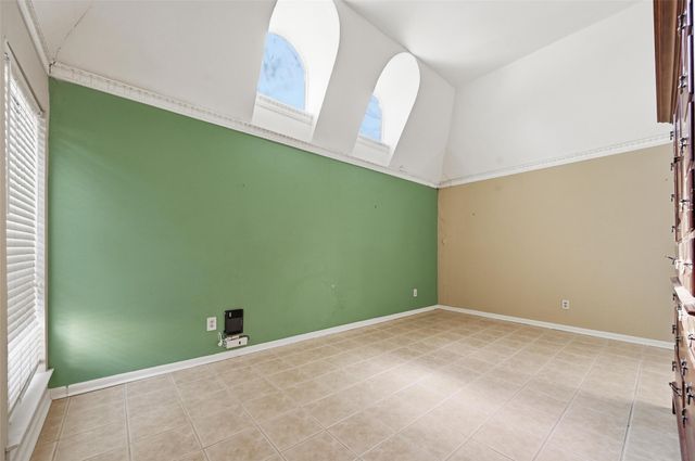 3213 Stonehenge Lane, Carrollton, TX 75006