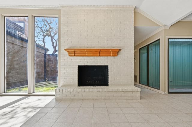 3213 Stonehenge Lane, Carrollton, TX 75006