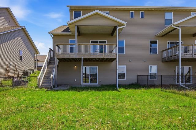1132 Mary Lane, North Liberty, IA 52317