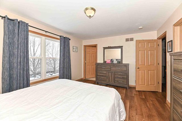 107 Prairie DRIVE, Walworth, WI 53184