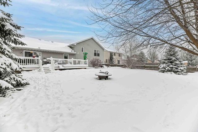 107 Prairie DRIVE, Walworth, WI 53184