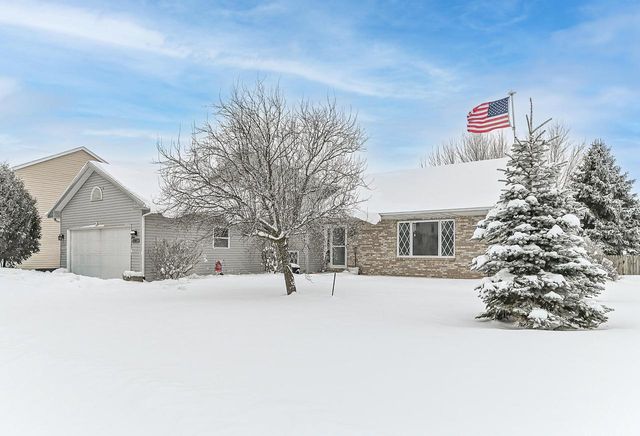 107 Prairie DRIVE, Walworth, WI 53184