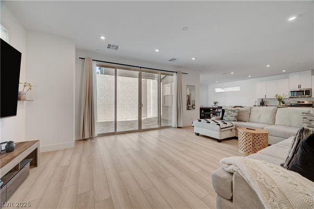 3265 Waterstone Avenue, Henderson, NV 89044