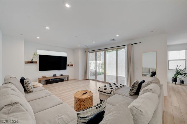 3265 Waterstone Avenue, Henderson, NV 89044