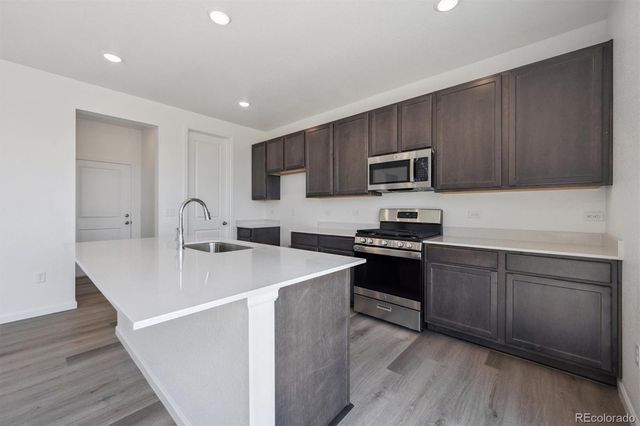 302 W Owen Avenue, Keenesburg, CO 80643