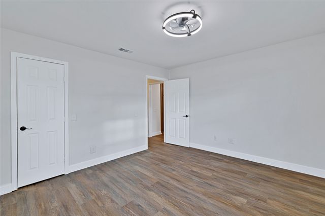 204 N 3rd Street, Celeste, TX 75423