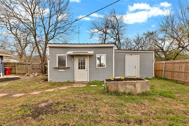 204 N 3rd Street, Celeste, TX 75423