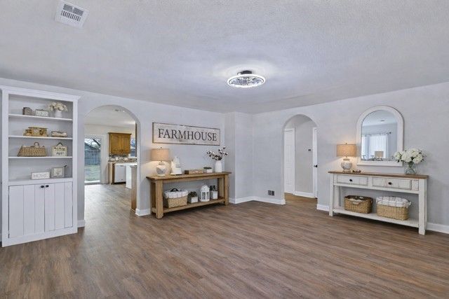 204 N 3rd Street, Celeste, TX 75423