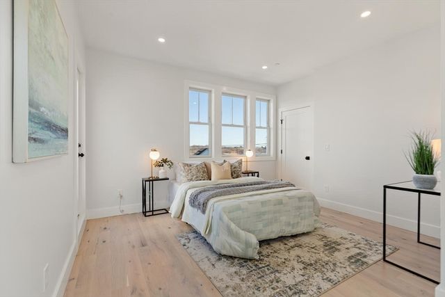 656 Mystic Ave A, Somerville, MA 02145