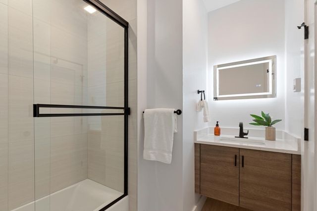 656 Mystic Ave A, Somerville, MA 02145