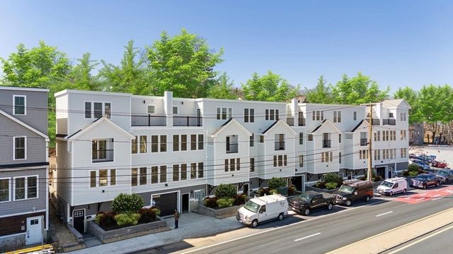 656 Mystic Ave A, Somerville, MA 02145