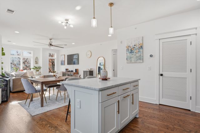 1501 4th Ave N Apt 201, Nashville, TN 37208