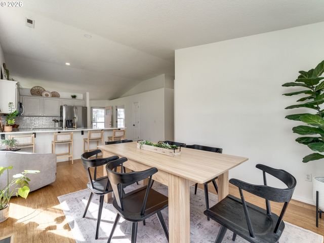 2132 42ND St, Washougal, WA 98671