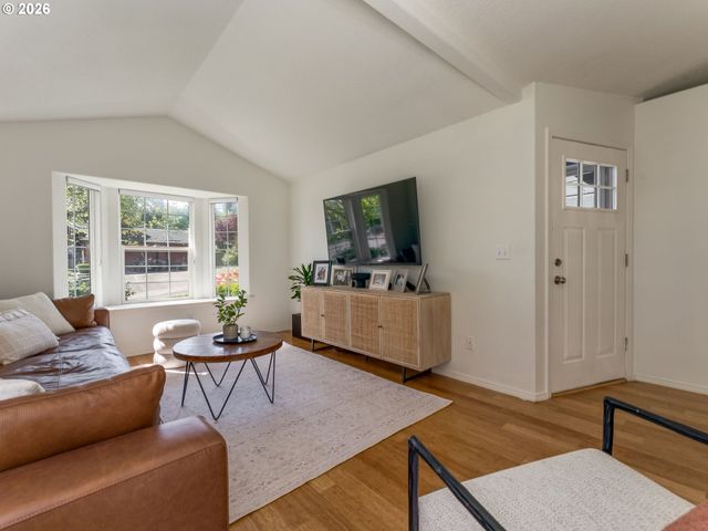 2132 42ND St, Washougal, WA 98671