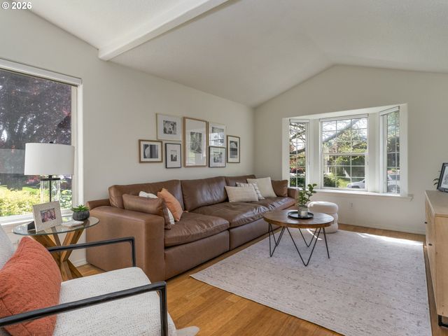 2132 42ND St, Washougal, WA 98671