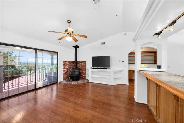 33403 111th East, Littlerock, CA 93543