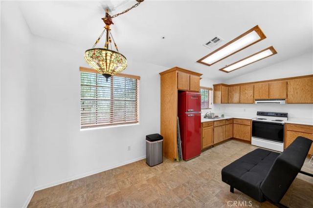 33403 111th East, Littlerock, CA 93543