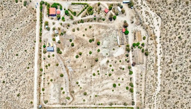 33403 111th East, Littlerock, CA 93543