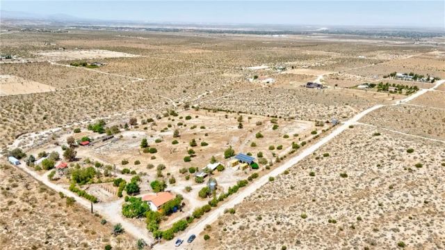 33403 111th East, Littlerock, CA 93543