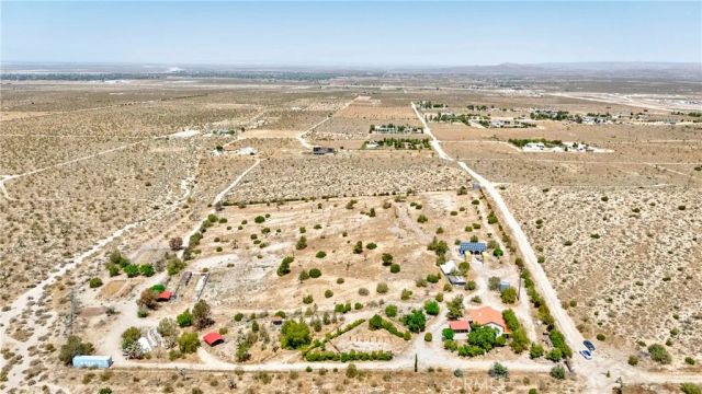 33403 111th East, Littlerock, CA 93543