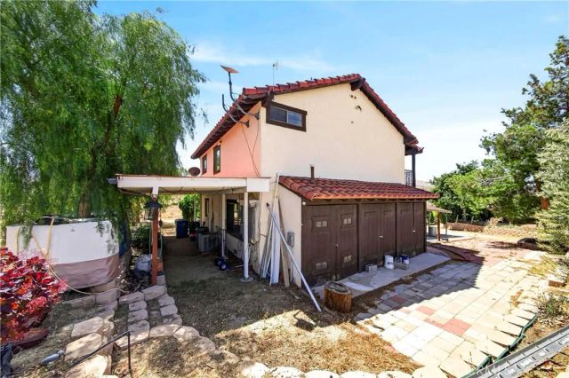 33403 111th East, Littlerock, CA 93543